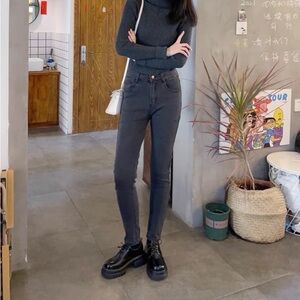 Women’s Fleece Grey Jeans